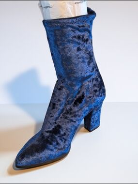 NWOT Impo "Truely" Velvet Mid-Calf Block Heel Stretch Boot in Navy Blue Size 8